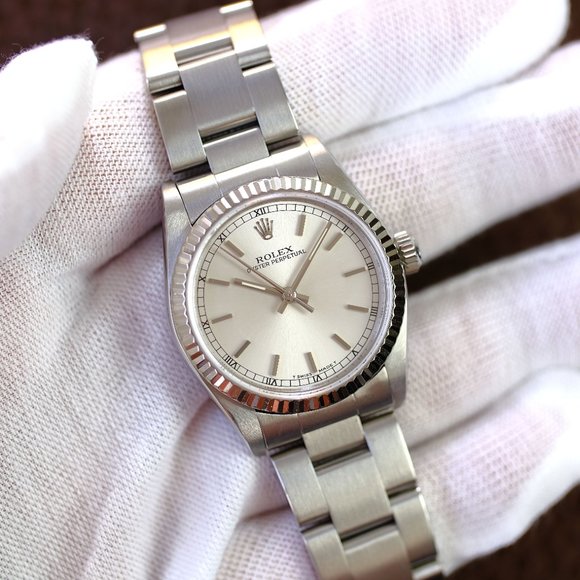 Rolex Oyster Perpetual 31mm Mint Condition Watch - Picture 6 of 10